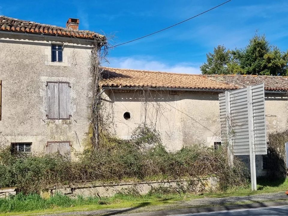 Landsbyhus i Sauze-Vaussais, Deux-Sevres - foto 1