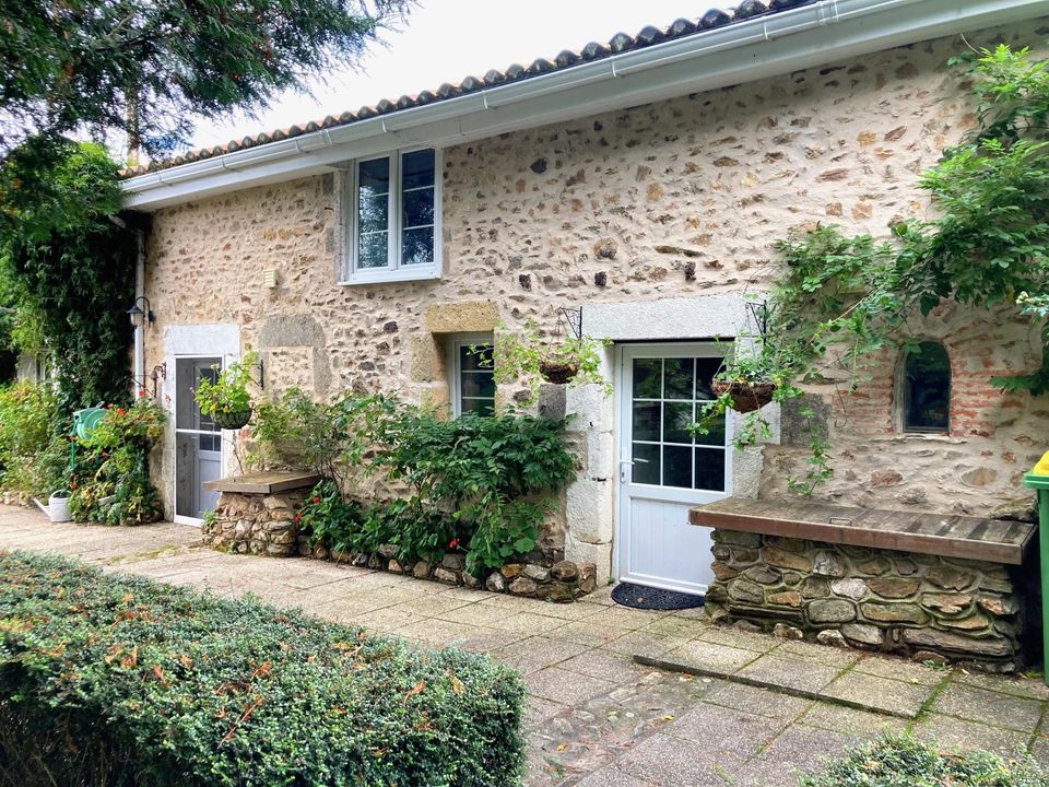 Villa i Fenioux, Deux-Sevres - foto 1