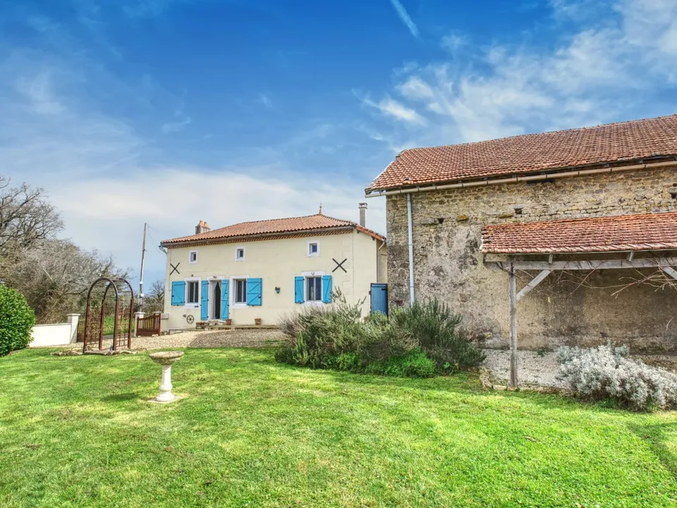 Villa i Pleuville, Charente - foto 2