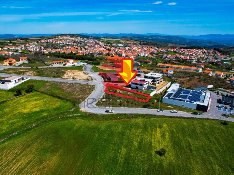 Helårsgrund i Meda, Guarda - foto 2
