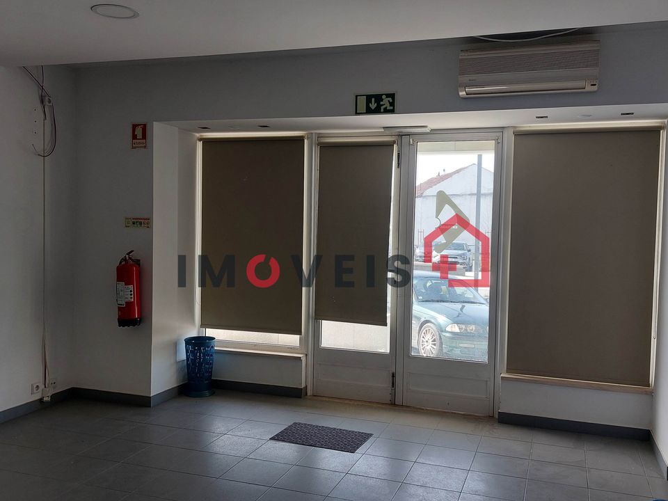 Erhvervsejendom i Ourem, Santarem - foto 1