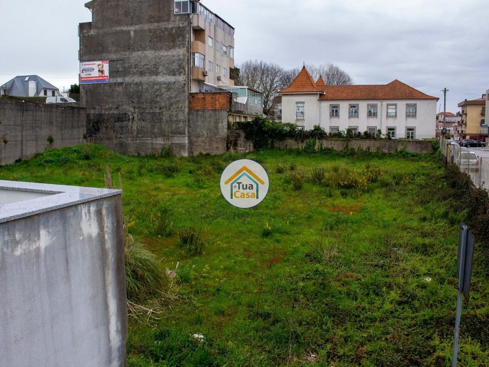 Helårsgrund i Santa Maria da Feira, Aveiro - foto 1