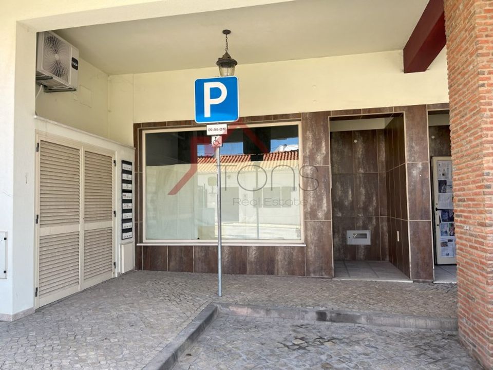 Erhvervsejendom i Ferragudo, Faro - foto 1