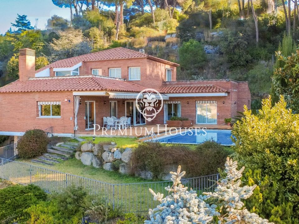 Villa i Caldes D'estrac, Barcelona - bilde 1