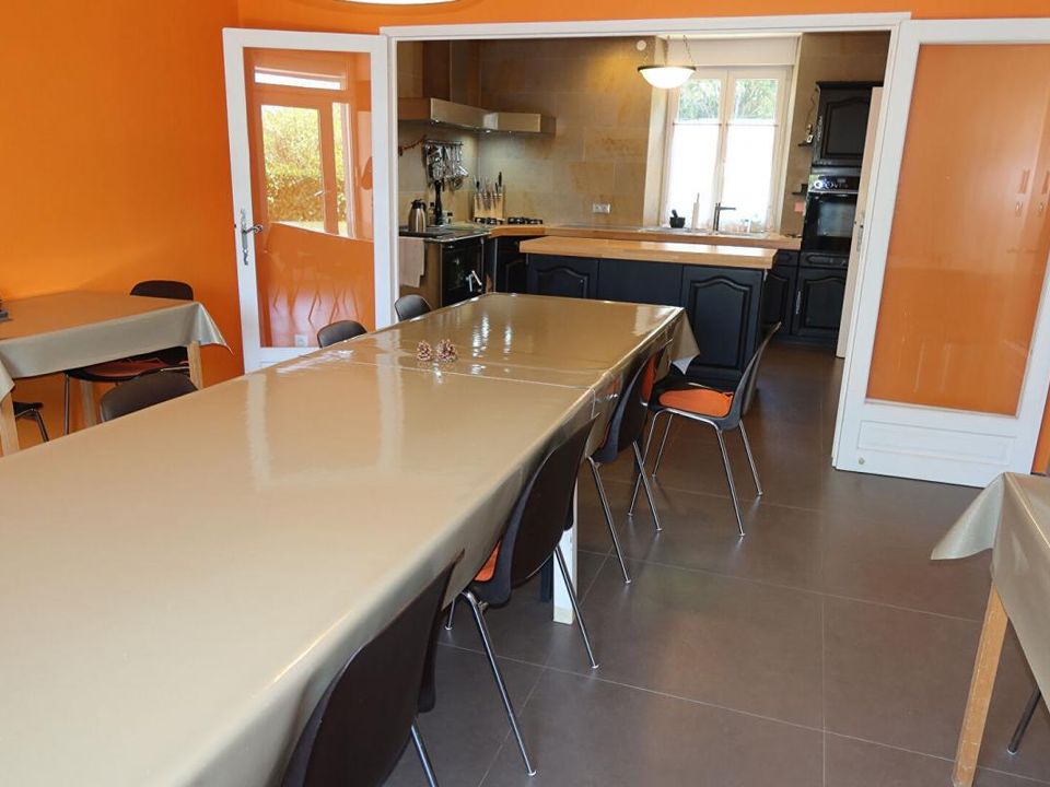 Landsbyhus i École-Valentin, Doubs - foto 5