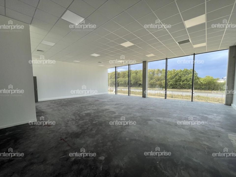Erhvervsejendom i Longueau, Somme - foto 2