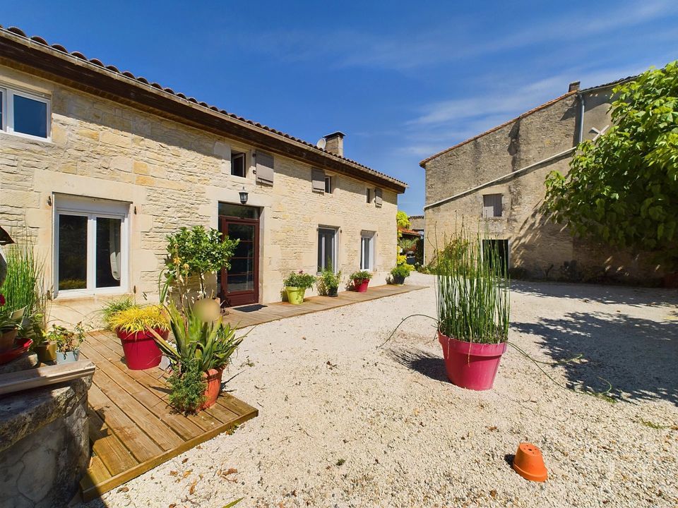 Villa i Ligne, Charente - bilde 1