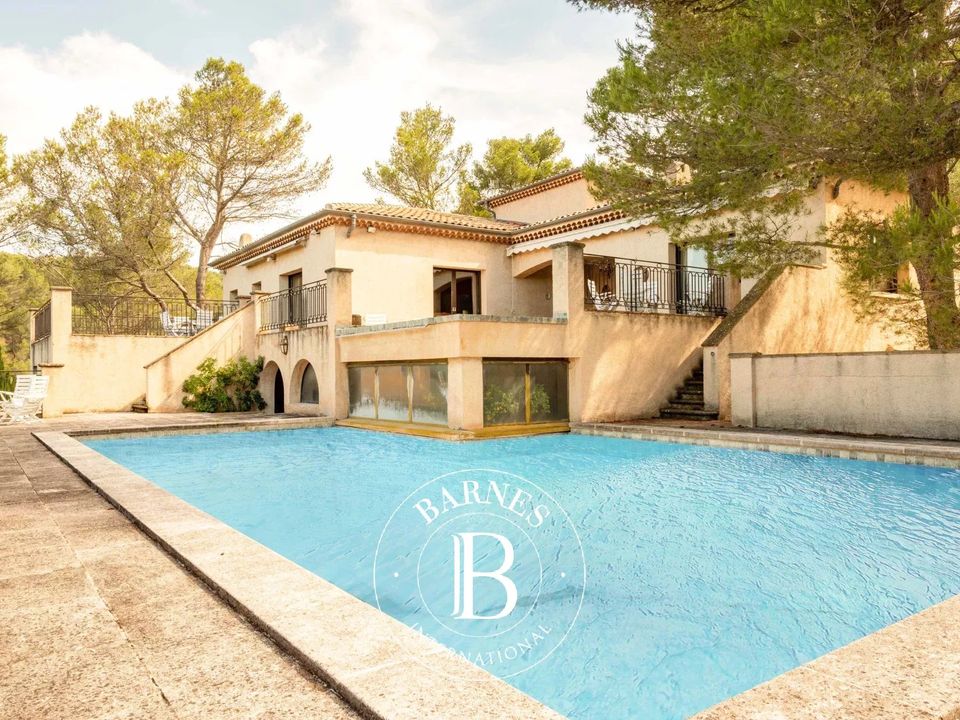 Villa i Aix-en-Provence, Bouches-du-Rhone - foto 1