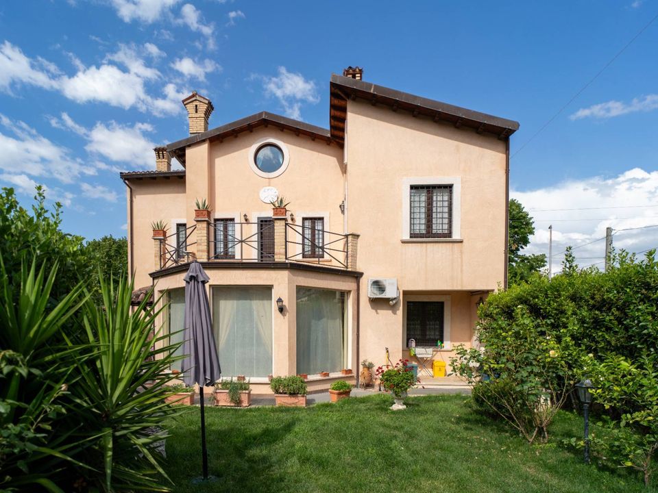 Villa i Castiglione a Casauria, Pescara - foto 1
