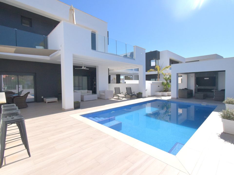 Villa i Torre Pacheco, Murcia - bilde 2