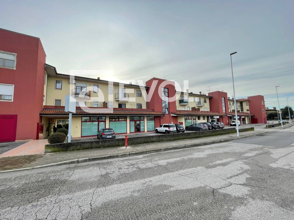 Erhvervsejendom i Marano Lagunare, Udine - foto 2