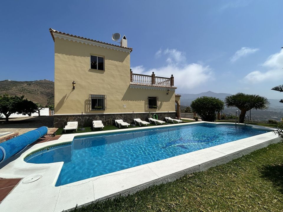 Villa i Nerja, Malaga - foto 2