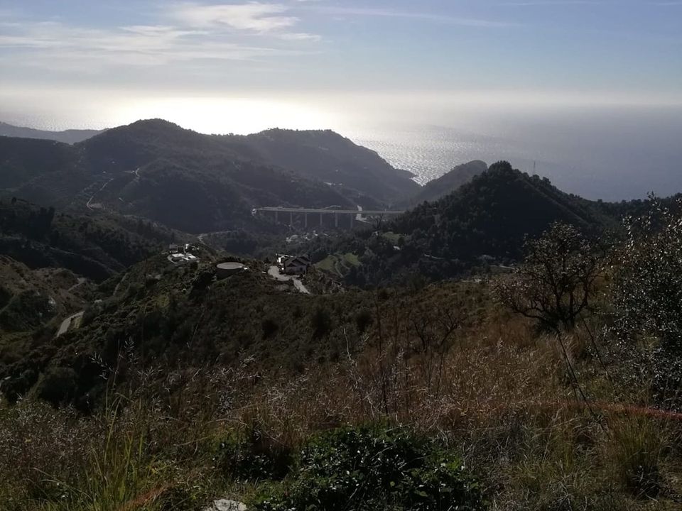 Helårsgrund i Nerja, Malaga - foto 1