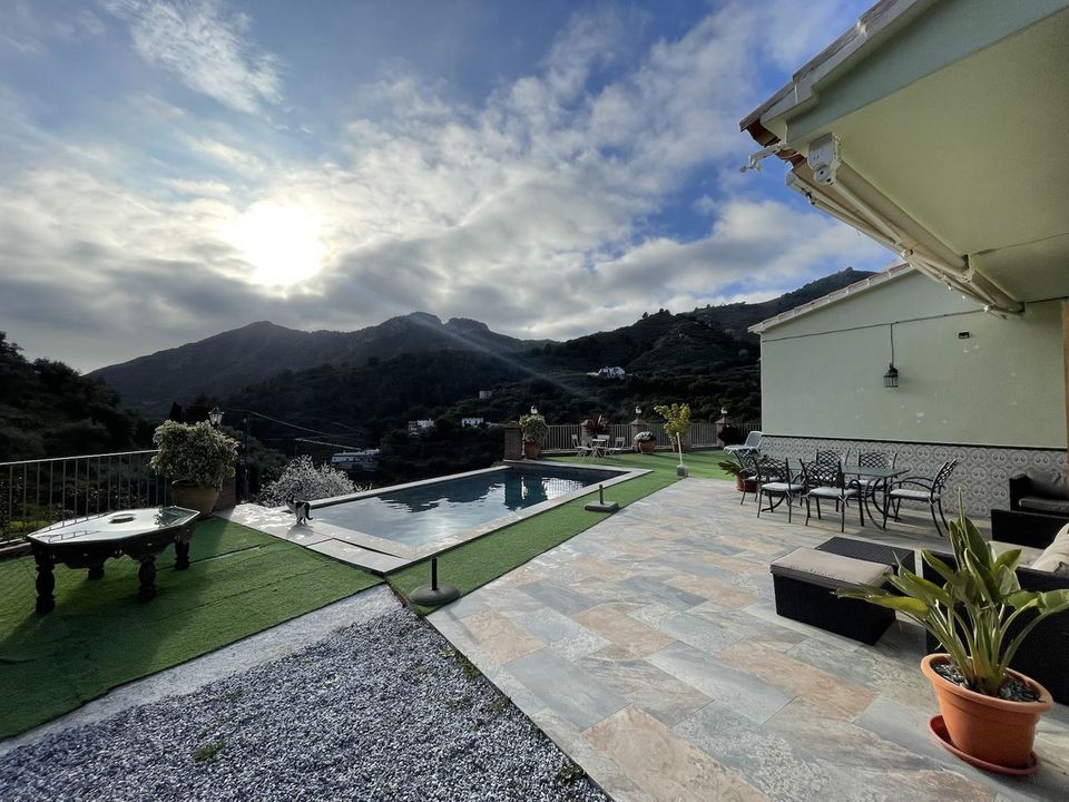 Villa i Nerja, Malaga - foto 1