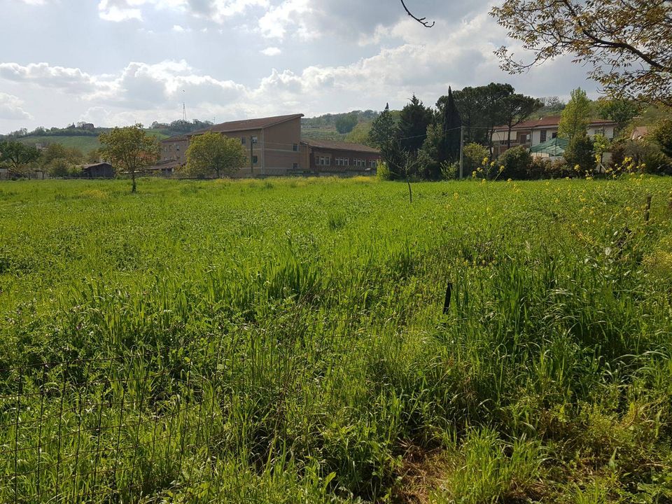 Helårsgrund i Benevento, Benevento - foto 1