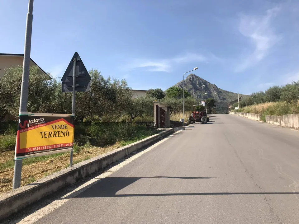 Helårsgrund i Foglianise, Benevento - foto 1