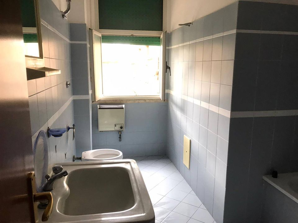 L'establiment comercial a Benevento, Benevento - foto 5