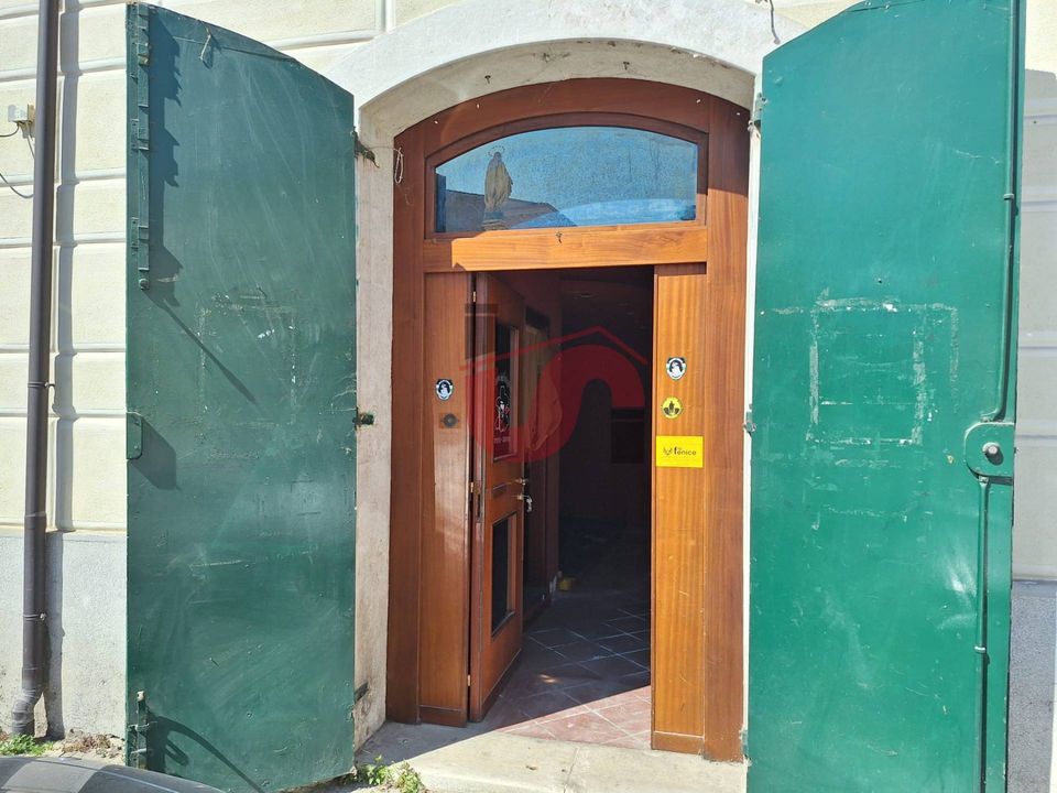 Commercial property in San Giorgio del Sannio, Benevento - photo 2