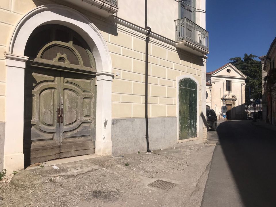 Næringseiendom i San Giorgio del Sannio, Benevento - bilde 1