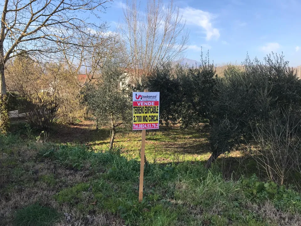 Helårsgrund i Benevento, Benevento - foto 2