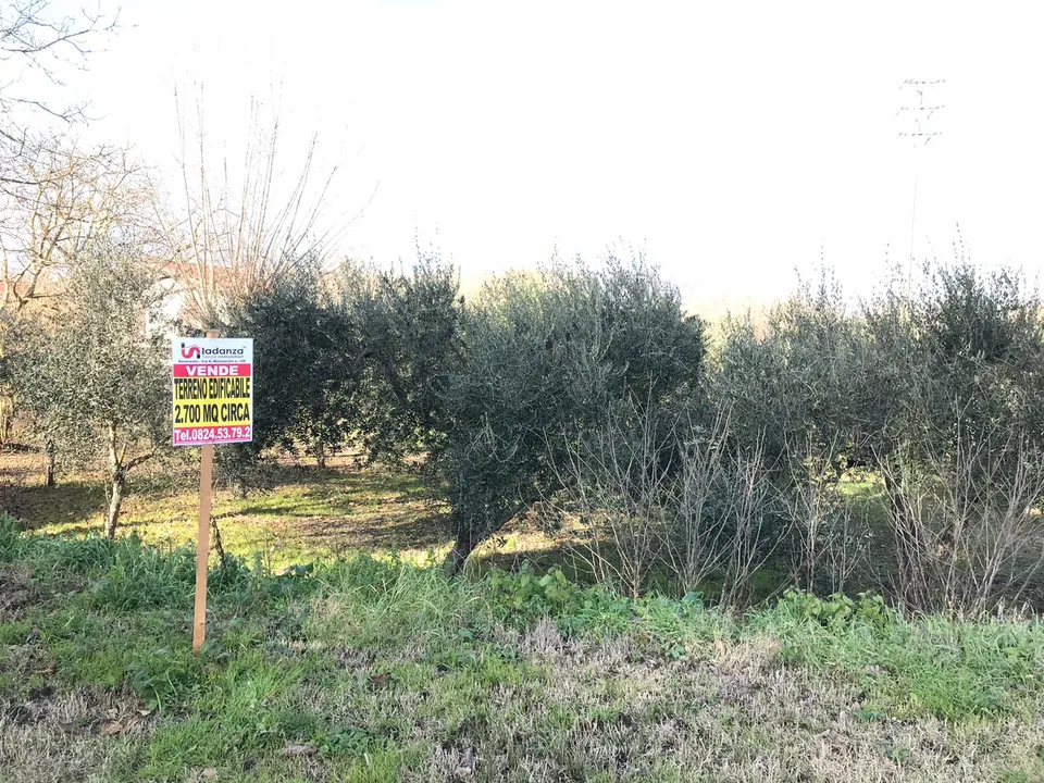 Helårsgrund i Benevento, Benevento - foto 3