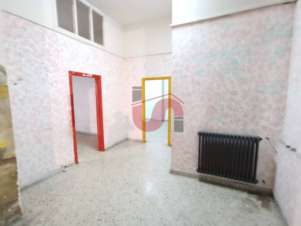 Erhvervsejendom i Benevento, Benevento - foto 5