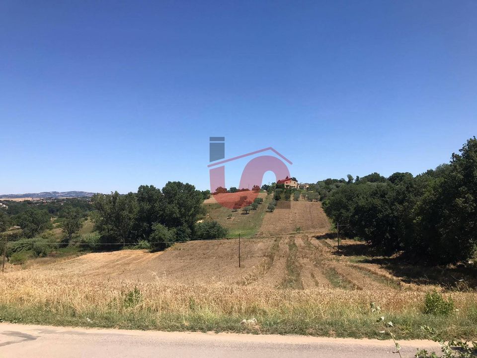 Helårsgrund i Sant'Angelo a Cupolo, Benevento - foto 1