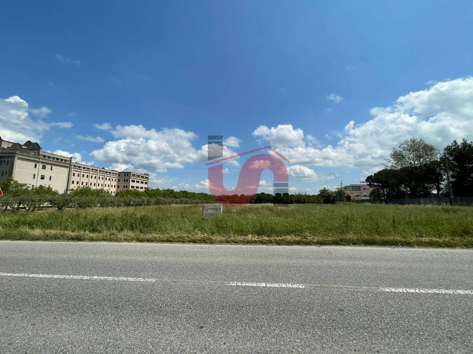 Helårsgrund i Benevento, Benevento - foto 1