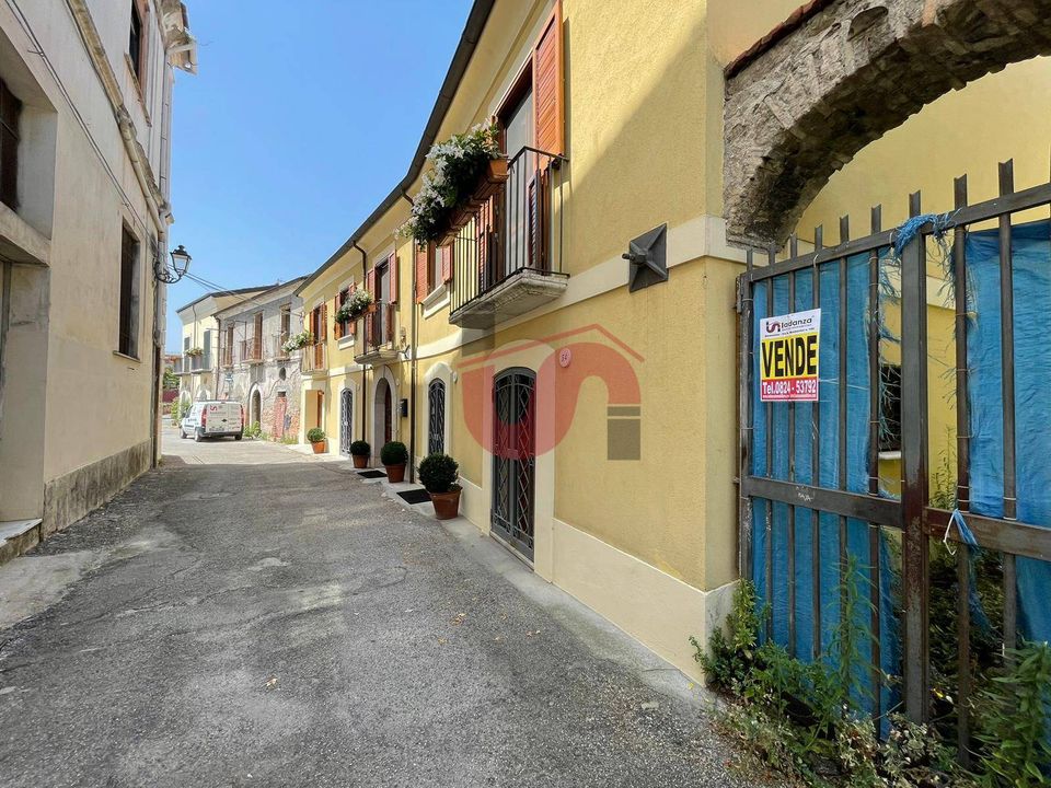 Villa a Benevento, Benevento - foto 1