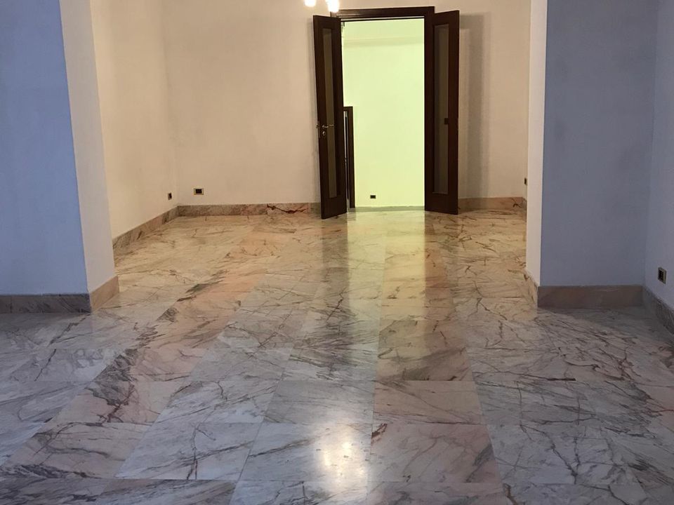 Erhvervsejendom i Benevento, Benevento - foto 3