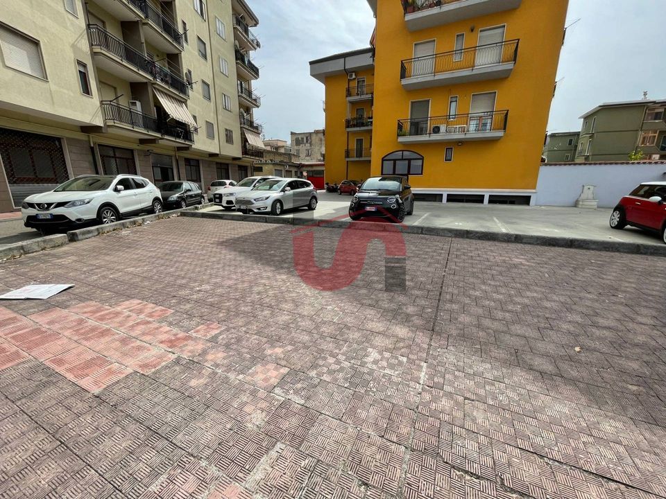 Erhvervsejendom i Benevento, Benevento - foto 1
