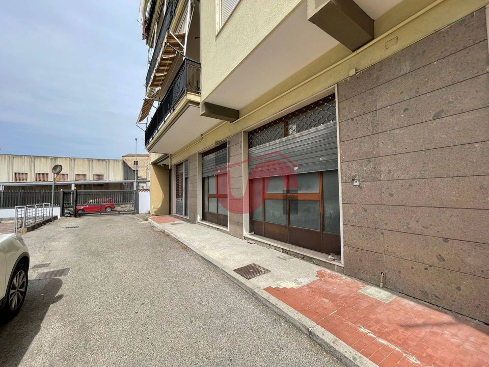Erhvervsejendom i Benevento, Benevento - foto 5