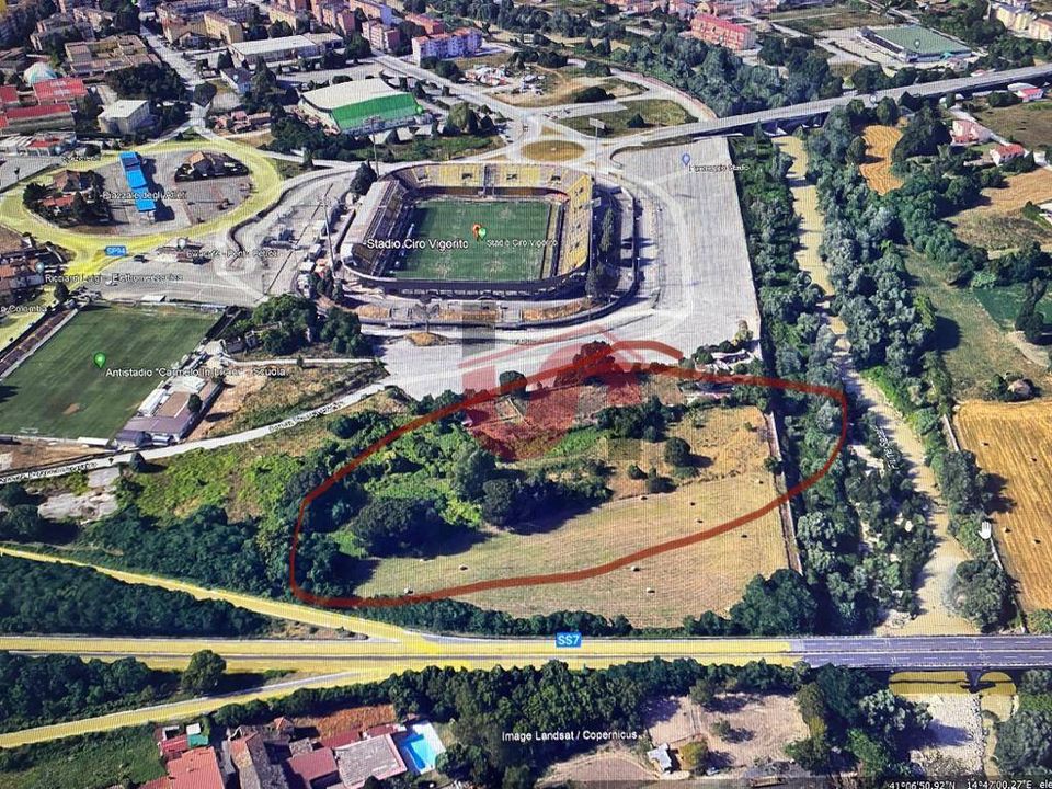 Helårsgrund i Benevento, Benevento - foto 1