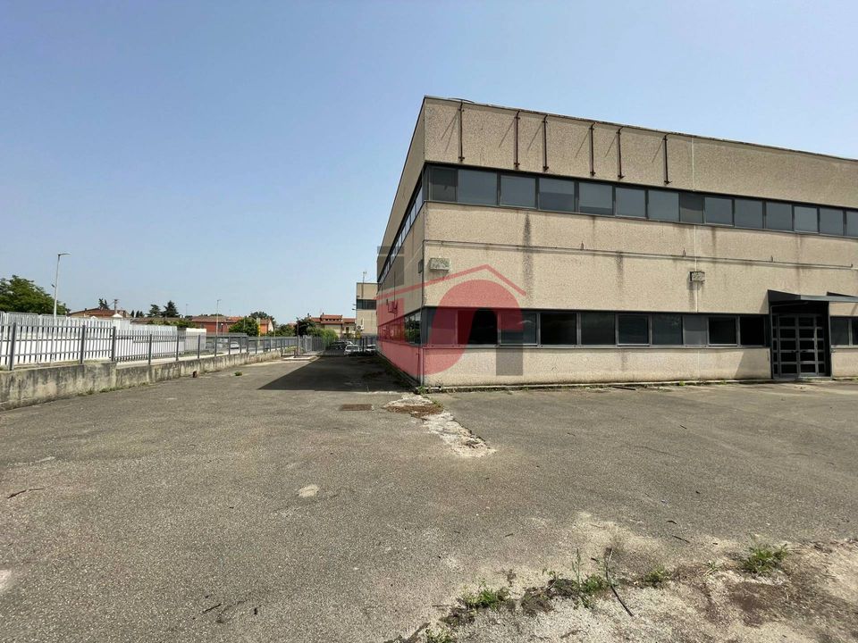 Erhvervsejendom i Benevento, Benevento - foto 3
