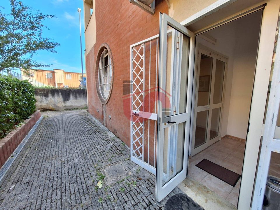 Erhvervsejendom i Benevento, Benevento - foto 4