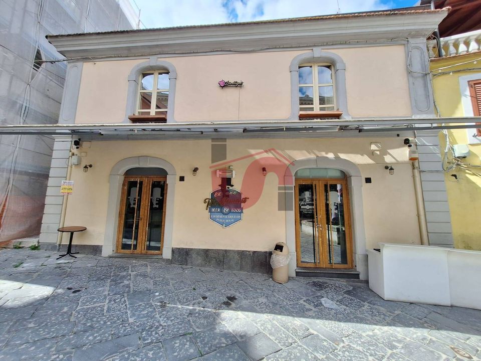 Erhvervsejendom i Benevento, Benevento - foto 1