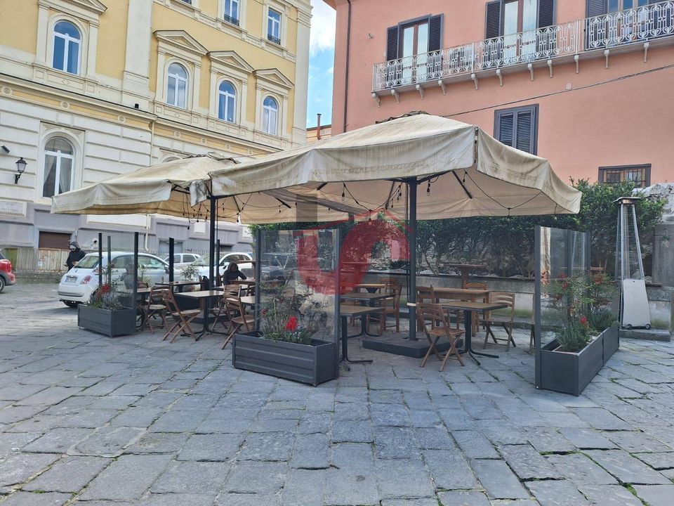Erhvervsejendom i Benevento, Benevento - foto 3