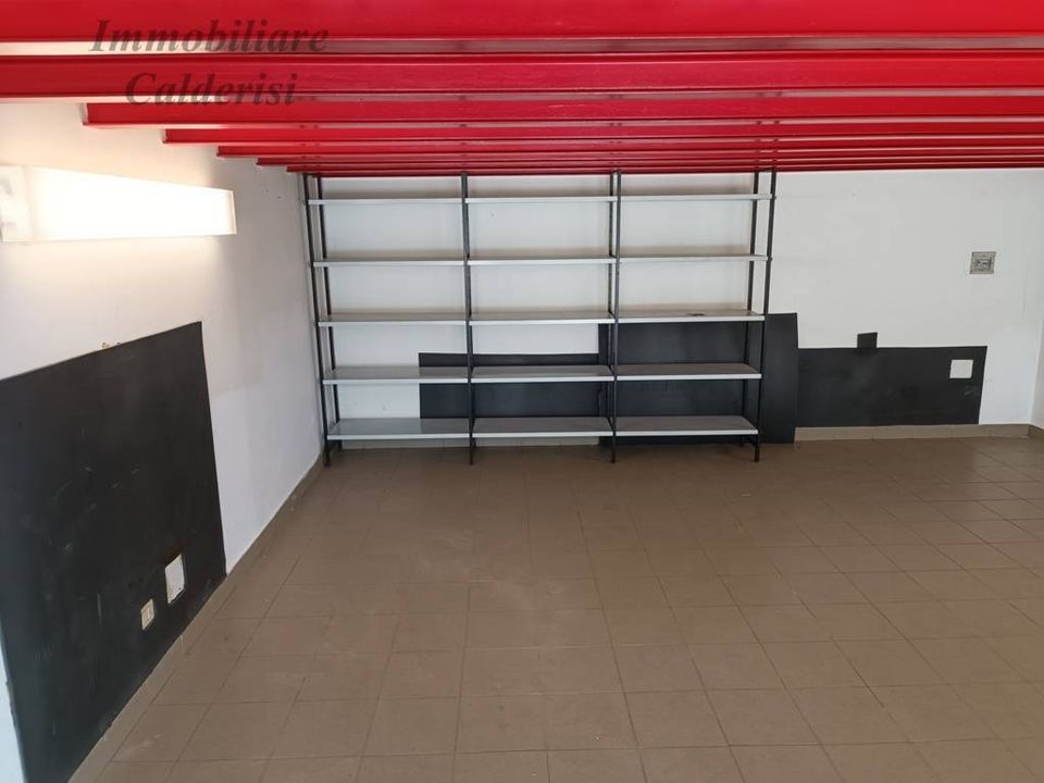 Parkeerruimte in San Benedetto Del Tronto, Ascoli Piceno - foto 3