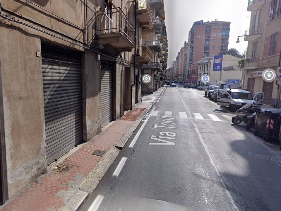 Erhvervsejendom i Savona, Savona - foto 1