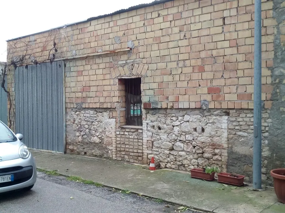 Parkeringsplass i Altino, Chieti - bilde 1