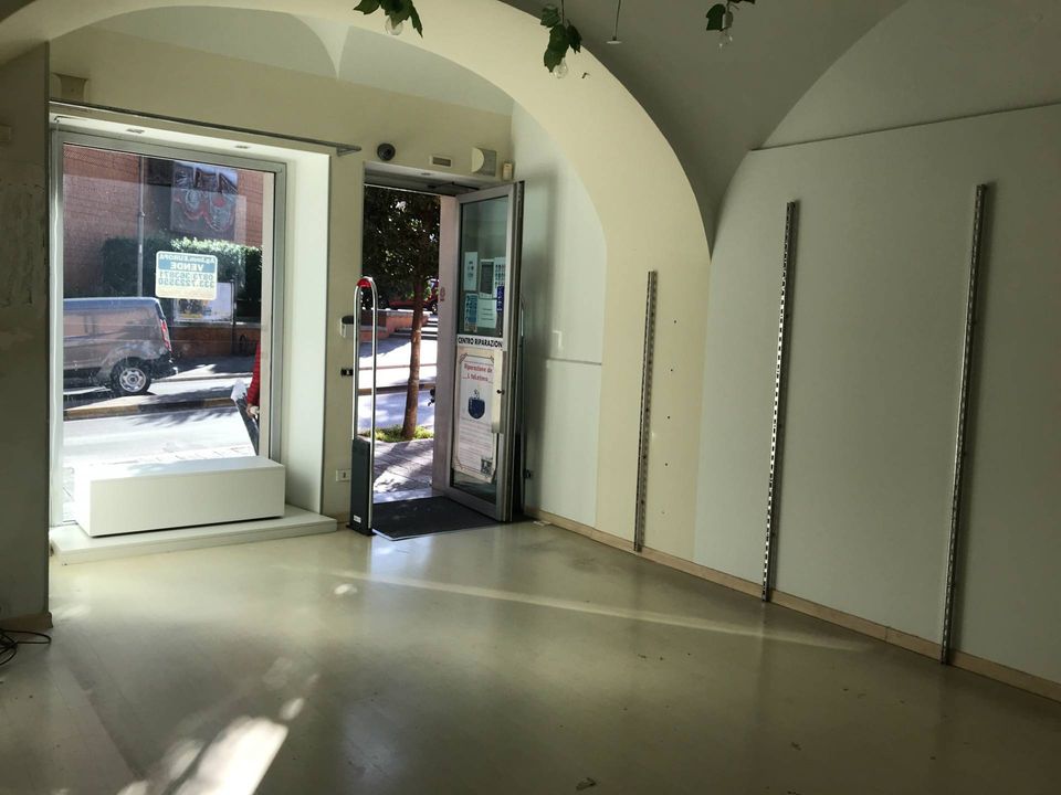 Erhvervsejendom i Vasto, Chieti - foto 3