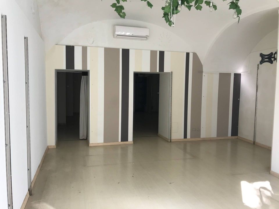 Erhvervsejendom i Vasto, Chieti - foto 4