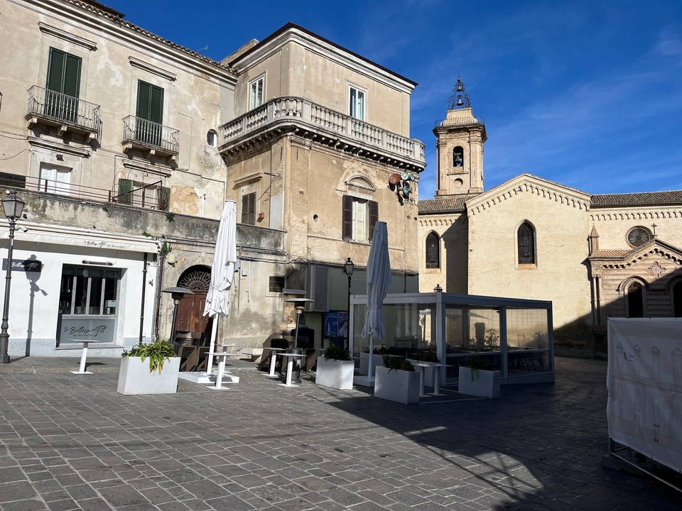 Erhvervsejendom i Vasto, Chieti - foto 1