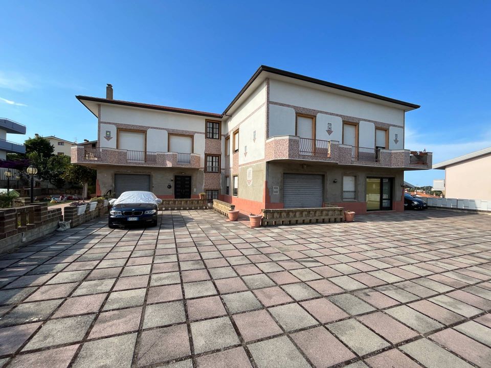 Erhvervsejendom i Vasto, Chieti - foto 5