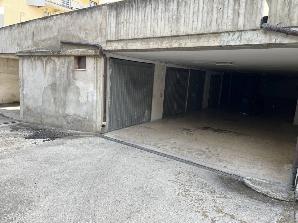 Parkeringsplads i Vasto, Chieti - foto 4