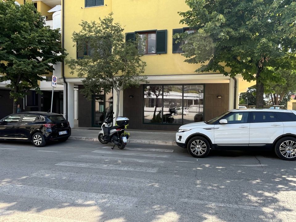 Erhvervsejendom i Vasto, Chieti - foto 3