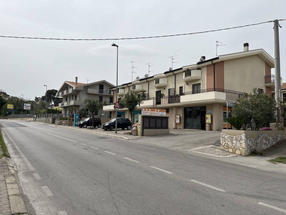 Erhvervsejendom i Vasto, Chieti - foto 3