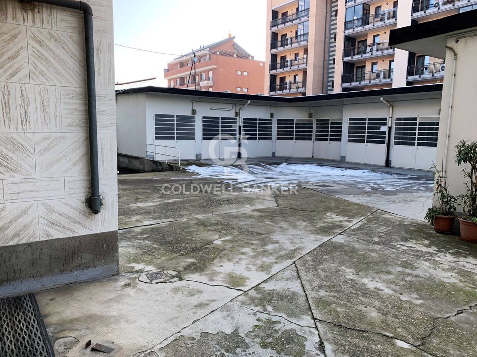Parkeringsplads i Torino, Turin - foto 2