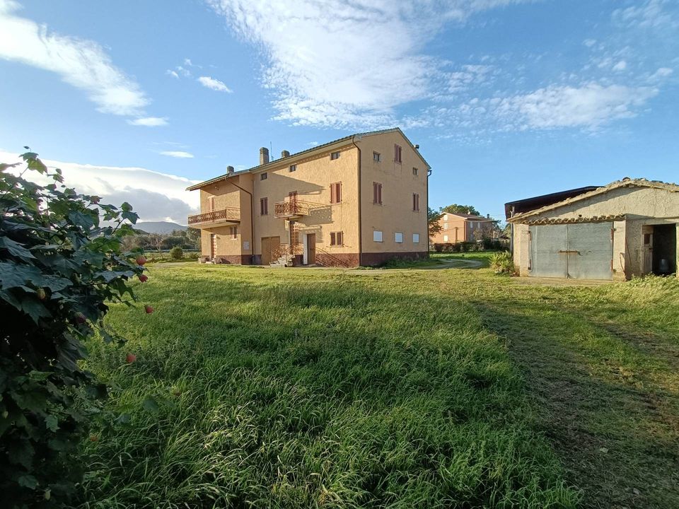 Landejendom i Treia, Macerata - foto 1