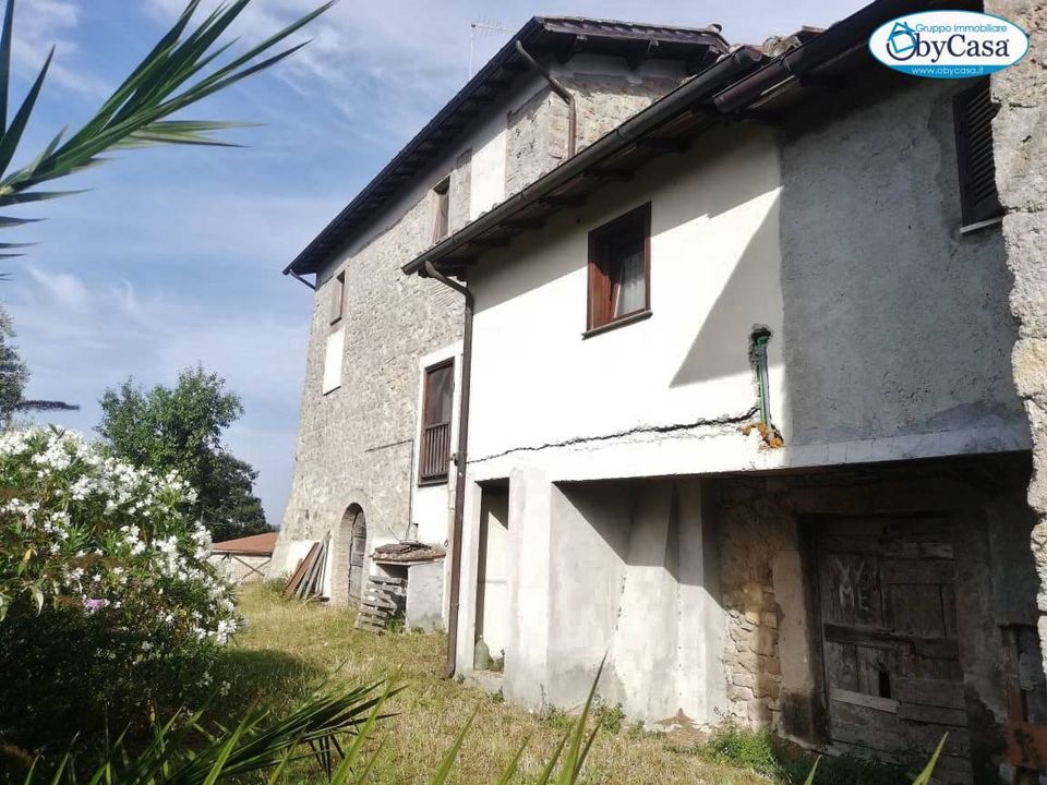 Erhvervsejendom i Canale Monterano, Rome - foto 1